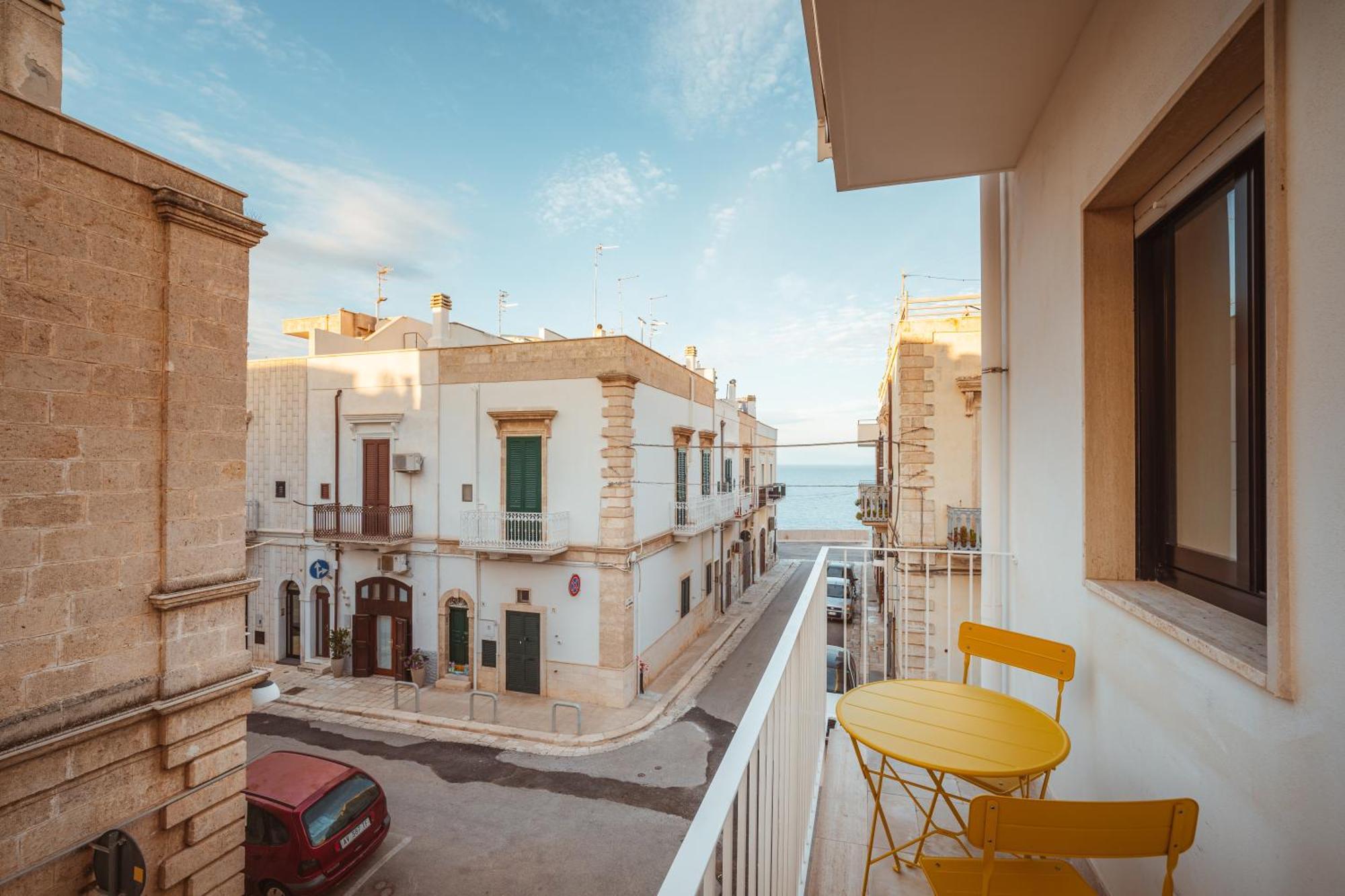 Apartment La Casa Di Vittoria Sea View - Housea